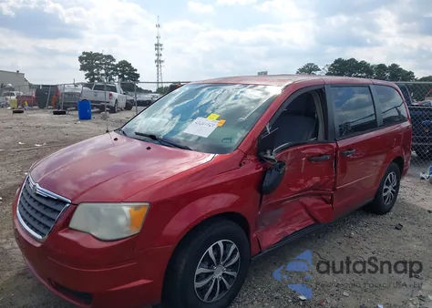 2008 Chrysler Town & Country Lx z USA, uszkodzony, nr VIN 2A8HR44H28R799659